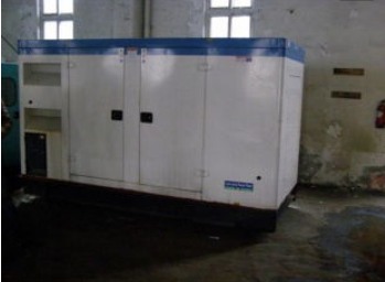 玉林康明斯150kw大型柴油二手发电机组 玉林康明斯150kw大型柴油二手发电机组