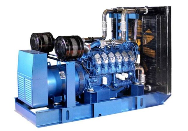 玉林康明斯30kw小型柴油二手发电机组 玉林康明斯30kw小型柴油二手发电机组